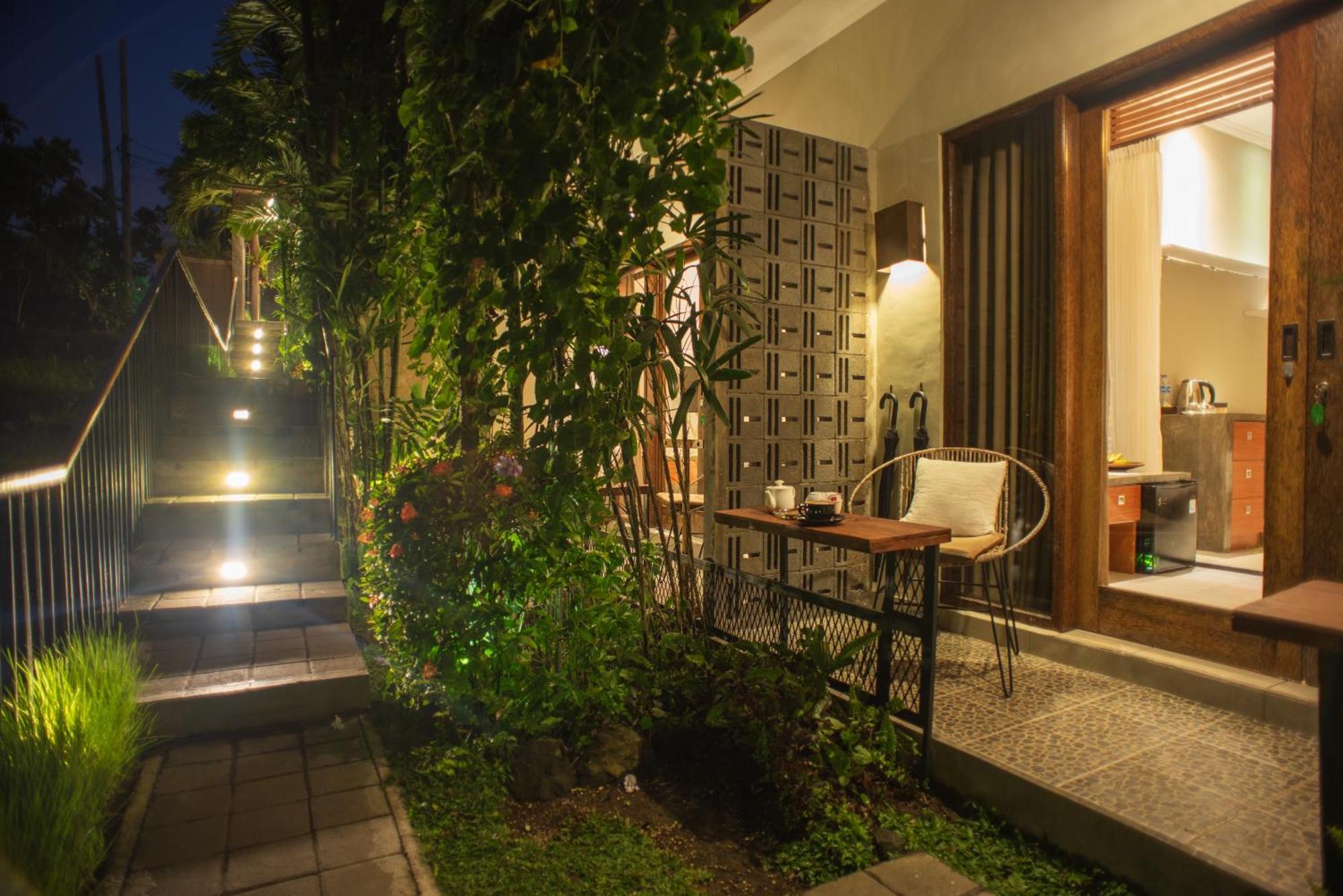 Pangkung Sari Bed And Breakfast Чангу Экстерьер фото