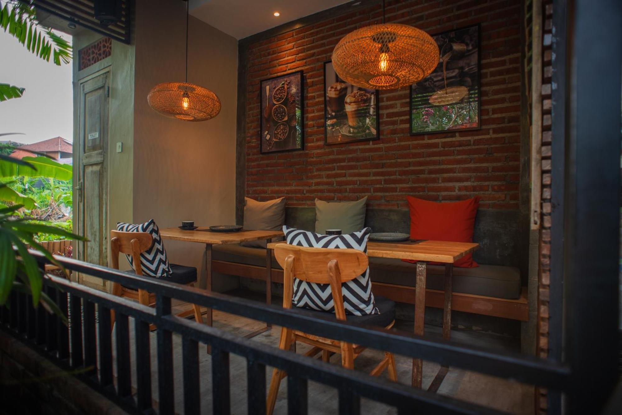 Pangkung Sari Bed And Breakfast Чангу Экстерьер фото