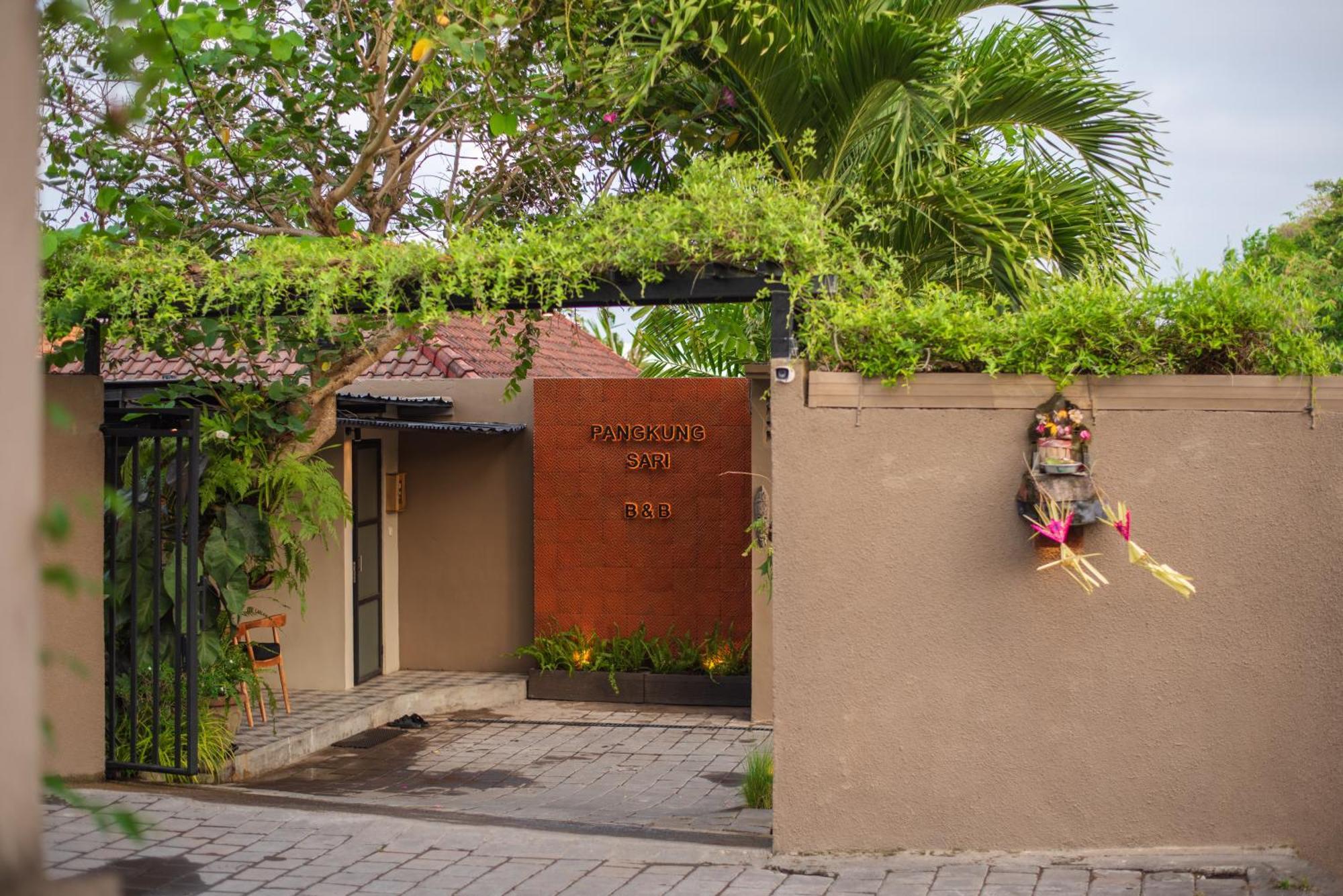 Pangkung Sari Bed And Breakfast Чангу Экстерьер фото
