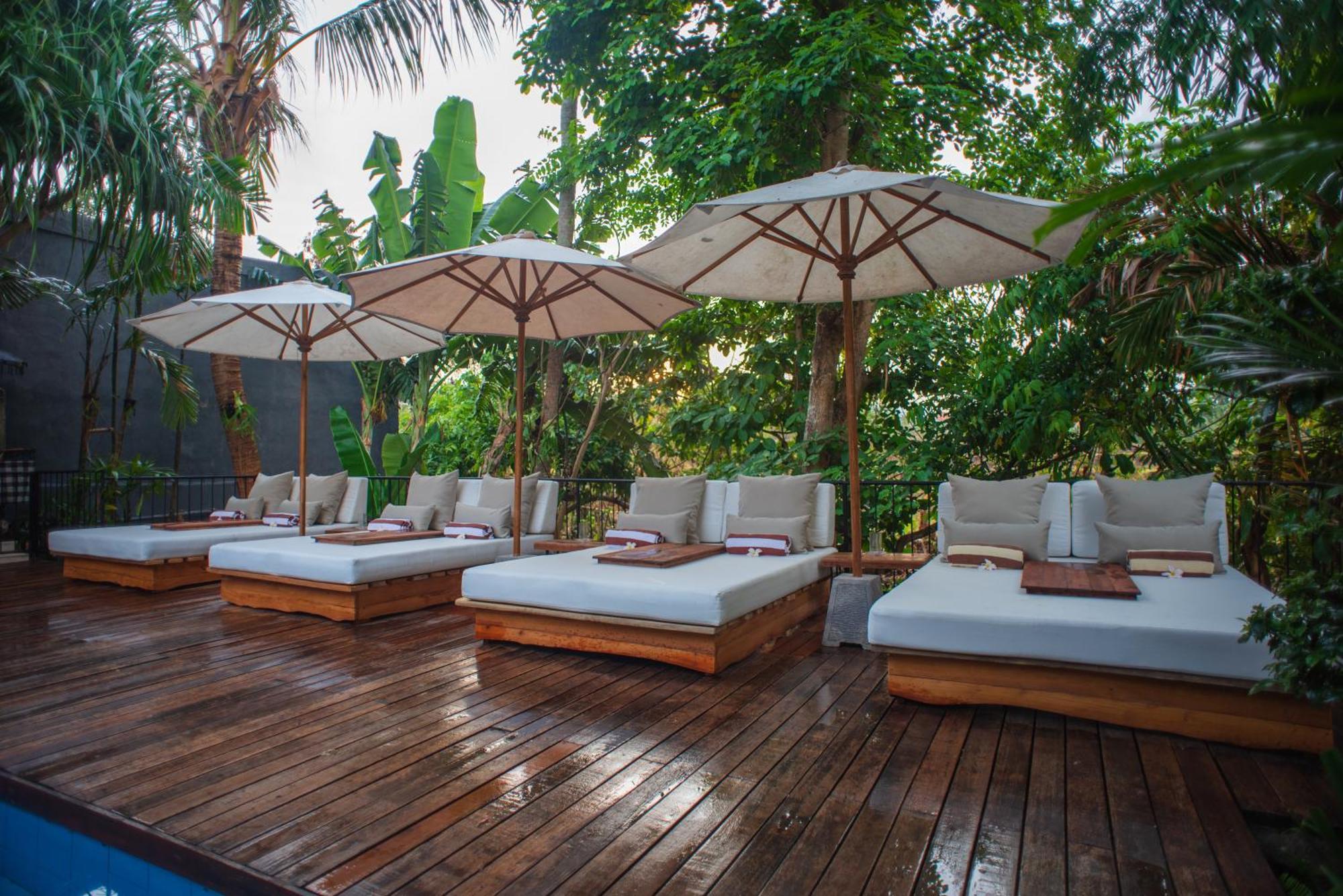 Pangkung Sari Bed And Breakfast Чангу Экстерьер фото