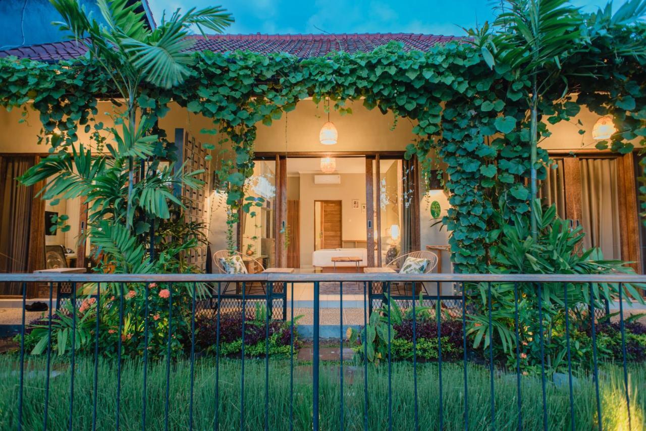 Pangkung Sari Bed And Breakfast Чангу Экстерьер фото